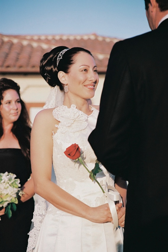 Bridal Bun and Natural Makeup
Photography: Nino Rakichevich Photography
Read More:
http://www.insideweddings.com/weddings/wedding-with-cinderella-theme-in-santa-barbara-california/61/ Junko Yoshioka gown and sparkling headpiece