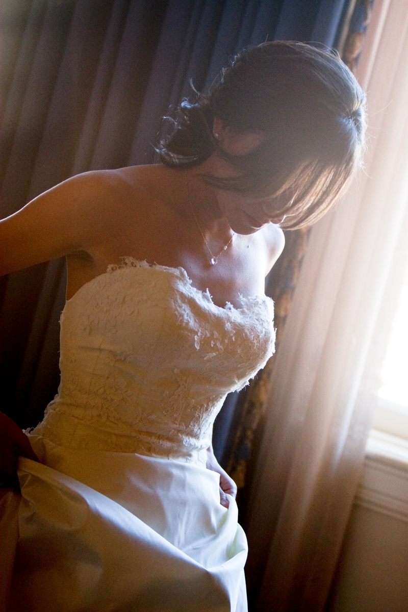 Millennium Biltmore Hotel Wedding Los Angeles
Photography: Maya Myers Photography
Read More:
http://www.insideweddings.com/biz/maya-myers-photography-los-angeles/9067/ Bride getting ready for her wedding at the Millennium Biltmore Hotel Los Angeles CA