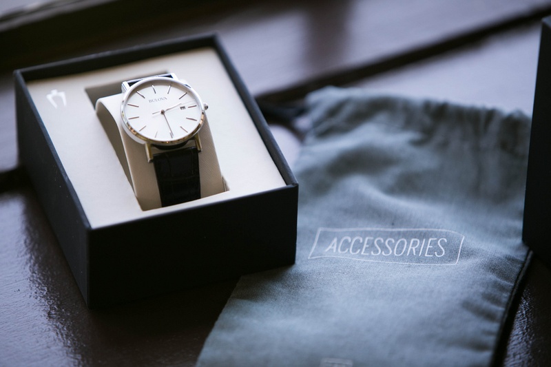 Hasil gambar untuk watch in box