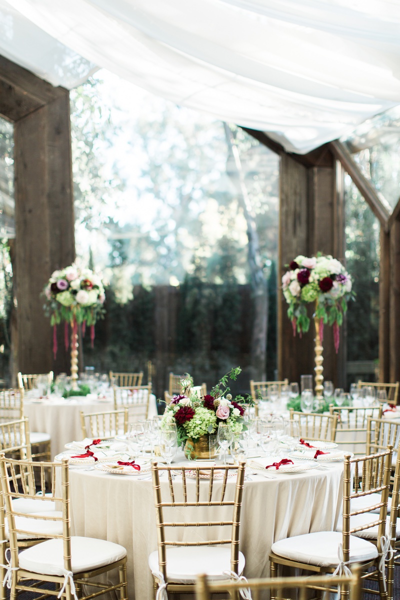 Wooden Beams and Tall Windows
Photography: Hello Blue Photo
Read More:
http://www.insideweddings.com/weddings/boho-chic-wedding-with-traditional-jewish-ceremony-in-malibu/1156/ calamigos ranch oak room wedding reception with wooden beams and tall windows