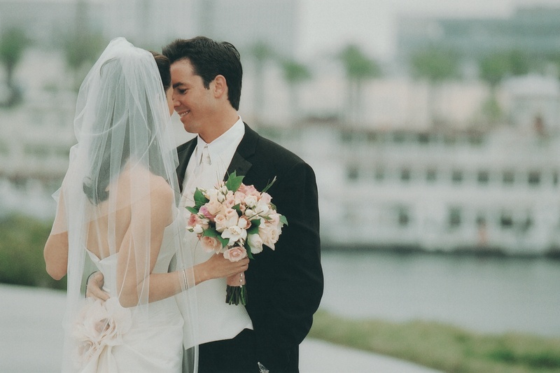 Seaside Couple
Photography: Annette Buhl
Read More:
http://www.insideweddings.com/weddings/janet-evans-and-bill-willson/79/ Janet Evans and her groom by dock on wedding day
