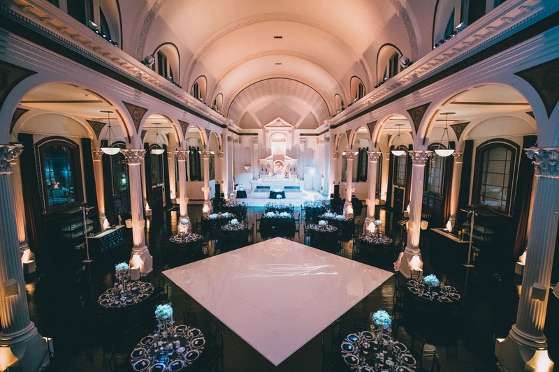 Winter Reception at Vibiana
Photography: Jimmy Bui Photography
Read More:
http://www.insideweddings.com/weddings/elegant-edgy-wedding-inspired-by-disney-at-vibiana-in-downtown-la/1229/ wedding reception vibiana wedding venue black white winter decor columns lighting arches