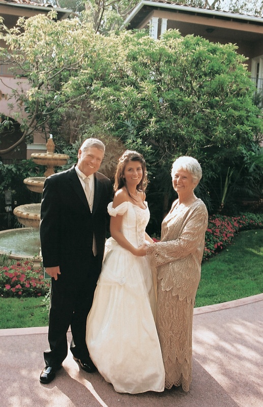 Bride and Her Parents in Garden
Photography: Simone %26 Martin Photography
Read More:
http://www.insideweddings.com/weddings/a-midsummer-nights-dream-wedding-in-beverly-hills-california/58/ bride wearing off the shoulder dress with parents