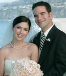 Oceanfront Wedding Couple
Photography: Lawrence Crandall Photography
Read More:
http://www.insideweddings.com/weddings/alice-in-wonderland-queen-of-hearts-themed-wedding/83/ Bride with silver crown and groom in front of Laguna Beach