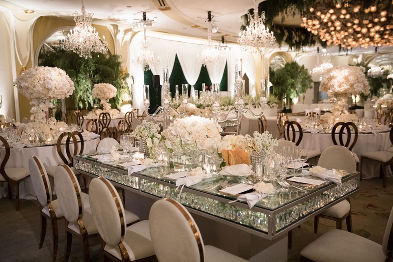 Drop-Crystal Reception Table
Photography: Duke Photography
Read More:
http://www.insideweddings.com/weddings/luxurious-alfresco-ceremony-ballroom-reception-in-beverly-hills/1161/ Rectangle revelry event designers table rose gold velvet guest chairs drop crystal table