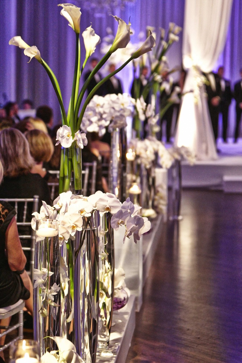 Ceremony Décor Photos White Aisle Décor Inside Weddings