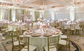 Ballroom Reception in Santa Monica
Photography: Maya Myers Photography
Read More:
http://www.insideweddings.com/weddings/ballroom-wedding-at-an-ocean-view-hotel-in-santa-monica-california/1325/ wedding reception ballroom casa del mar blush ivory gold decor hint of blue elegant reception