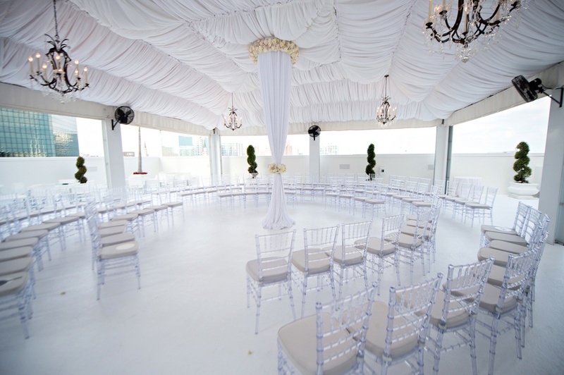 Elegant Summer Wedding with Timeless Color Palette in Orlando, FL ... Elegant Summer Wedding with Timeless Color Palette in Orlando, FL ...