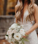Suzanna Villarreal's Bridal Bouquet
Photography: Jordan Voth Photography
Read More:
http://www.insideweddings.com/weddings/suzanna-villarreal-and-alex-wood/1150/ Suzanna Villarreal and Alex Wood LA Dodgers wedding bouquet with white flowers ferns garden rose