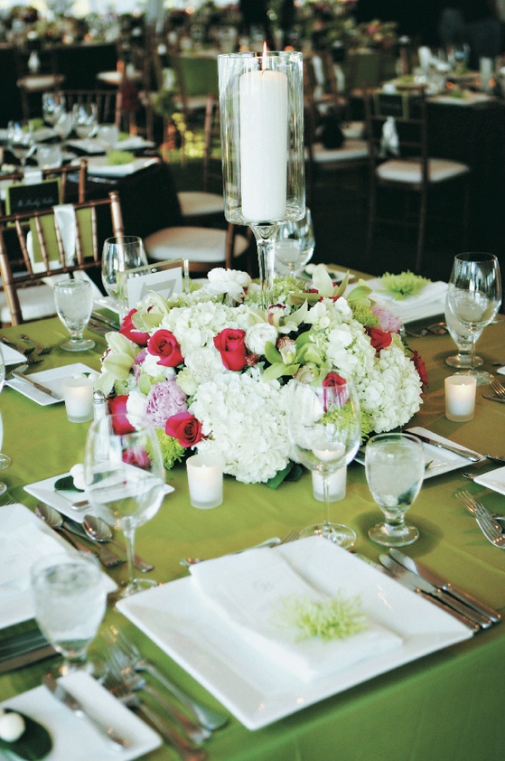 Chartreuse and White Tablescape
Photography: Tamara Lackey Photography
Read More:
http://www.insideweddings.com/weddings/lime-green-hued-fall-wedding-in-south-carolina/219/ Square table with white plates and green tablecloth