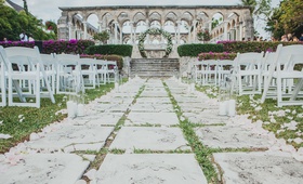 Stone Pathway Aisle
Photography: LuvRox Photography
Read More:
http://www.insideweddings.com/weddings/luxurious-destination-wedding-at-the-ocean-club-in-the-bahamas/1324/ the ocean club, four seasons bahamas wedding ceremony with aisle of stone pathway