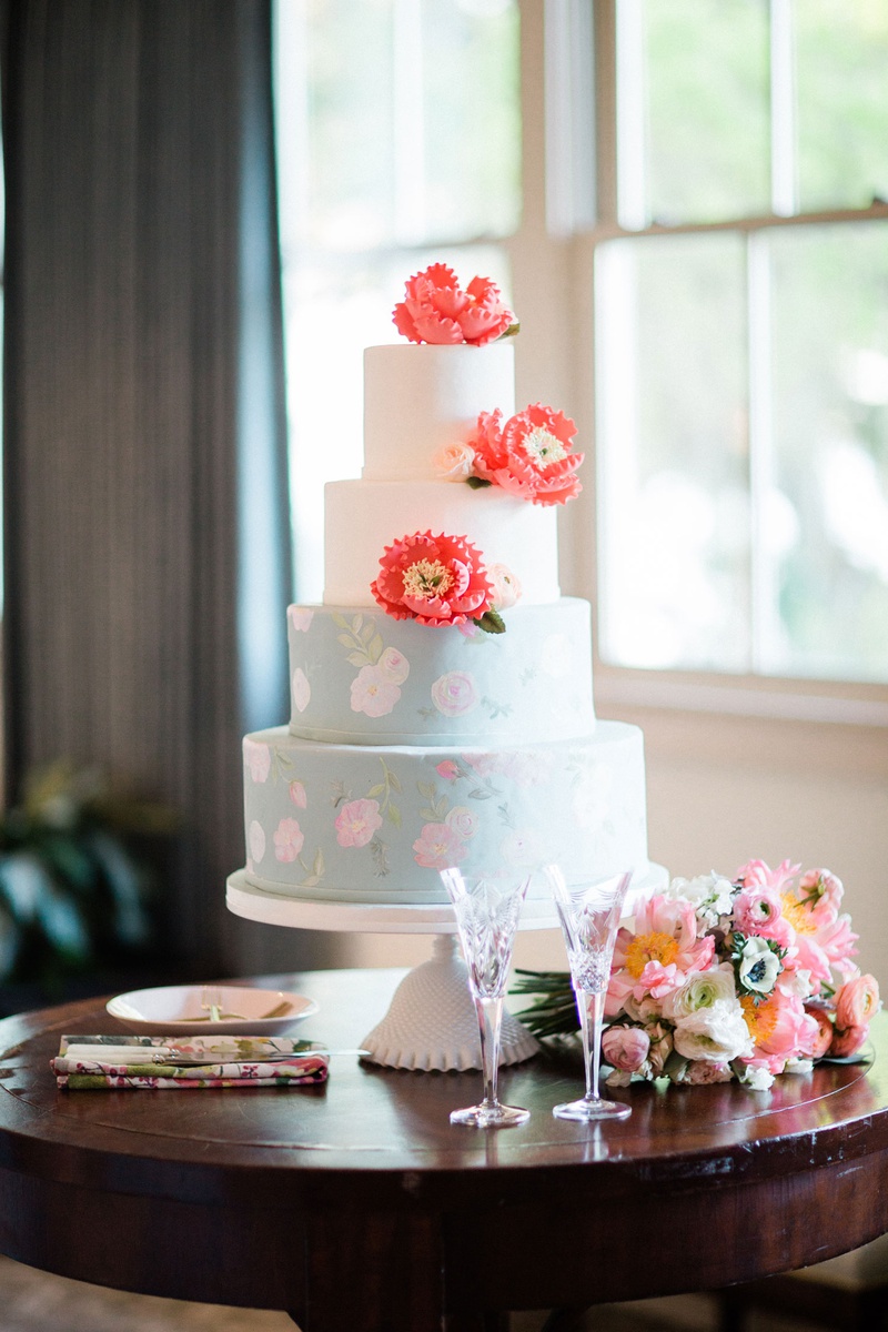 Flower Print Cake with Sugar Peonies
Photography: Vitor Lindo Photo + Video
Read More:
http://www.insideweddings.com/weddings/soft-romantic-spring-destination-wedding-in-south-carolina/1285/ wedding cake four layer white round pastel blue pink flower coral peony sugar flowers