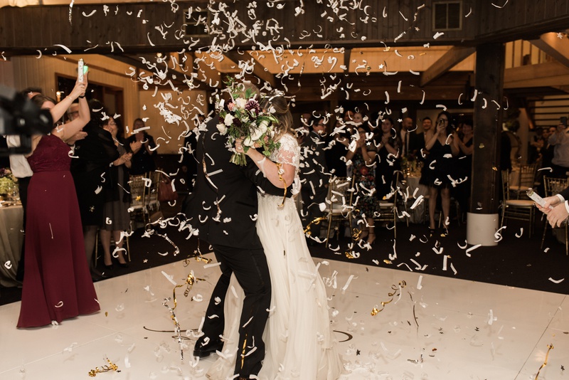 Newlyweds Showered with Confetti
Photography: Hello Blue Photo
Read More:
http://www.insideweddings.com/weddings/boho-chic-wedding-with-traditional-jewish-ceremony-in-malibu/1156/ bride and groom showered with confetti during the first dance