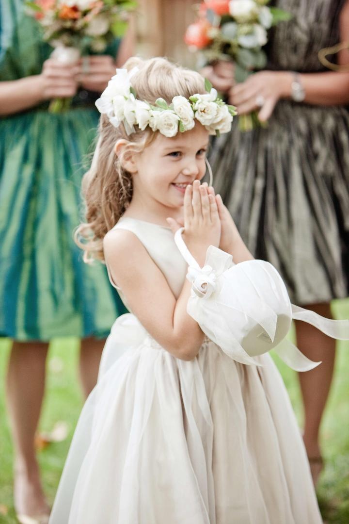 Flower Girl Crown
Photography: Jana Williams Photography
Read More:
http://www.insideweddings.com/weddings/ivory-gold-blush-lakefront-new-hampshire-wedding/412/ Flower girl in ivory ball gown with white basket and headband