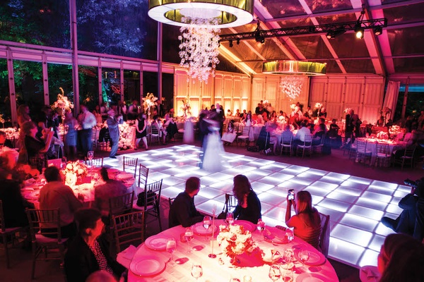 I could not find one with ballons. You can imagine the dance floor with heart-shaped ballons, dim light and some white smoke