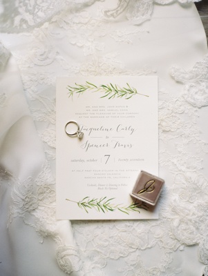 Dreamy Alfresco Wedding with Textured Florals and Lavender Dreamy Alfresco Wedding with Textured Florals and Lavender