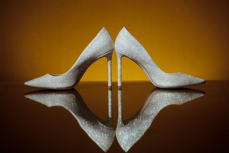 Silver Jimmy Choo Pumps
Photography: Bob %26 Dawn Davis Photography
Read More:
http://www.insideweddings.com/weddings/modern-glamorous-jewish-wedding-with-unique-decor-in-chicago/1154/ wedding shoes pointy toe pumps silver sparkles metallic high heel three to four inch heels