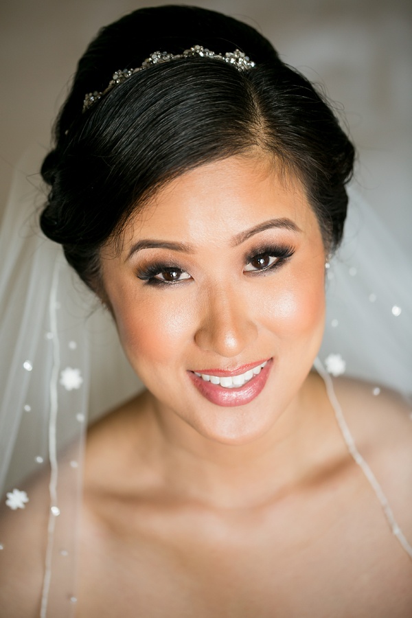 Beauty Photos Bride Shows Off Beautiful Wedding Makeup Inside