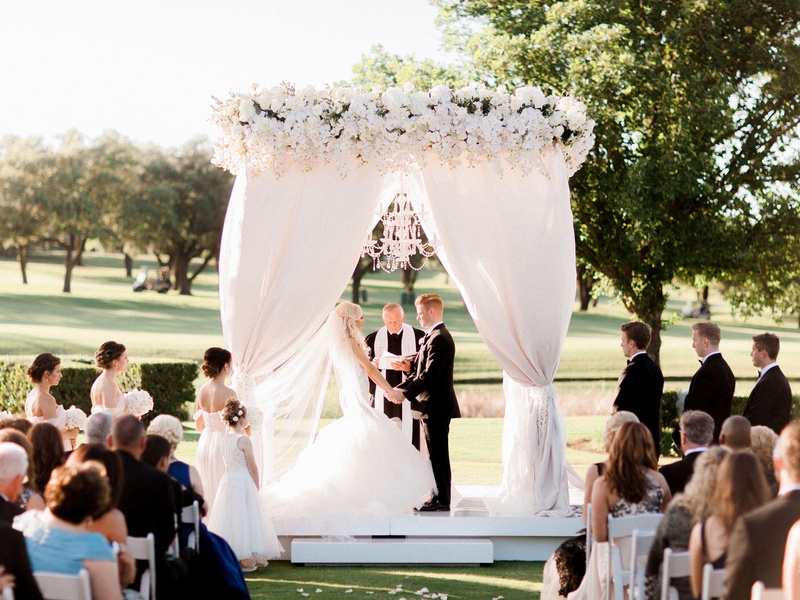 Ceremony Decor Photos Guests Watching Couple Say I Do Inside