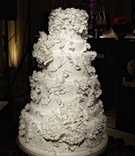 Bridal Gown Cake
Photography: KingenSmith
Read More:
http://www.insideweddings.com/weddings/classic-chicago-wedding-with-mexican-ceremony-traditions/404/ White wedding cake inspired by Monique Lhuillier wedding dress