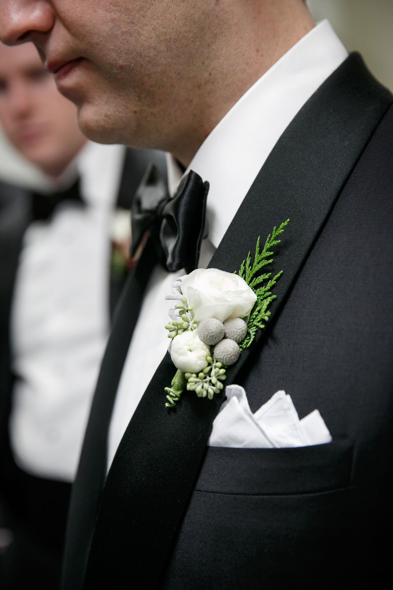 Winter Wedding Boutonniere
Photography: Karlisch Photography
Read More:
http://www.insideweddings.com/weddings/traditional-mass-classic-wedding-reception-on-new-years-eve/1261/ wedding style groom boutonniere white flower silver brunia berries evergreen details pocket square