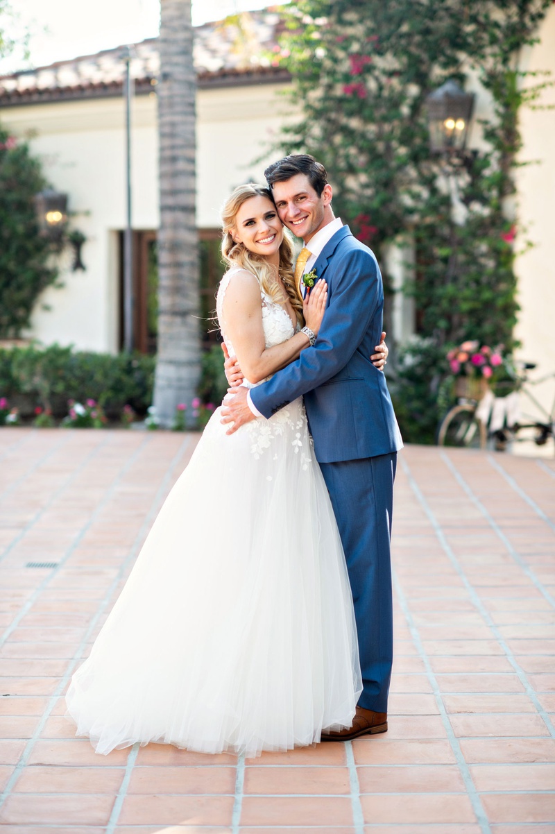 Rachel Silberman %26 Cameron Aronson
Photography: Laurie Bailey Photography
Read More:
http://www.insideweddings.com/weddings/outdoor-jewish-ceremony-reception-with-colorful-bohemian-decor/1330/ hummingbird nest ranch wedding bride in mira zwillinger wedding dress groom in blue suit yellow tie