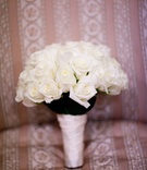 White Rose Bouquet
Photography: Jay Lawrence Goldman Photography
Read More:
http://www.insideweddings.com/weddings/classic-wedding-with-crystal-golden-details-in-beverly-hills/1/ Still life image of ivory rose wedding bouquet