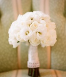 Bride's Bouquet
Photography: Elizabeth Messina
Read More:
http://www.insideweddings.com/weddings/timeless-all-white-wedding-in-beverly-hills-california/295/ Bride's bouquet of white flowers