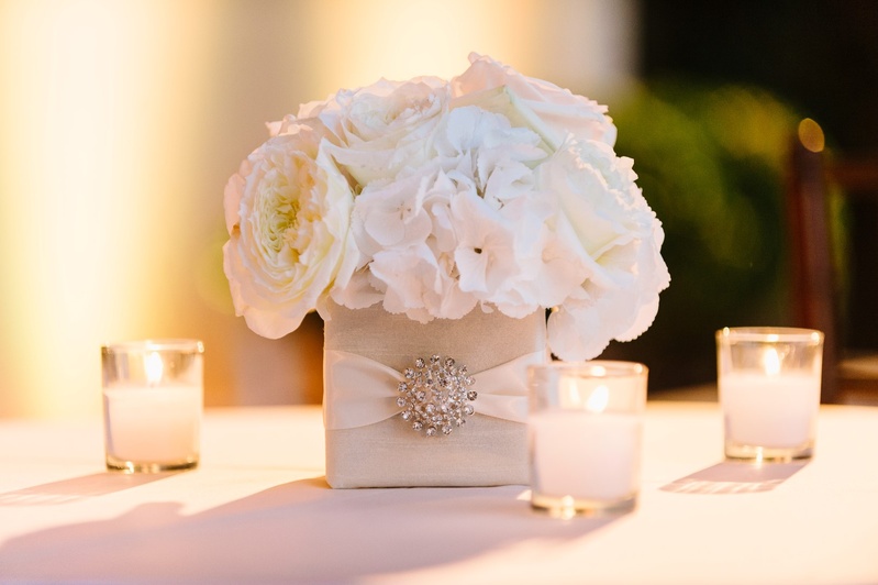 Reception Décor Photos Centerpiece on Cocktail Table Inside Weddings