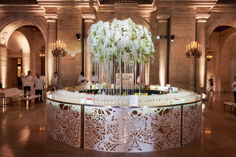 Round Bar Surrounding Orchid Tree
Photography: Christian Oth Studio
Read More:
http://www.insideweddings.com/weddings/traditional-cathedral-wedding-luxury-reception-in-new-york-city/1331/ circle table laser cut details champagne and bar circular with ribbon orchid tree center