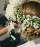 Flower Girl's Crown of Foliage
Photography: Briana Moore Photography
Read More:
http://www.insideweddings.com/weddings/rustic-seaside-wedding-with-hunter-green-color-palette-in-maine/888/ flower girl crown of foliage flower crown baby's breath ribbon greenery hair style rustic boho chic