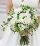 White Rose Bouquet with Greenery
Photography: Erin Wilson Photography
Read More:
http://www.insideweddings.com/weddings/timeless-wedding-with-white-black-and-gold-palette-in-little-rock/993/ bridal bouquet with white roses and greenery