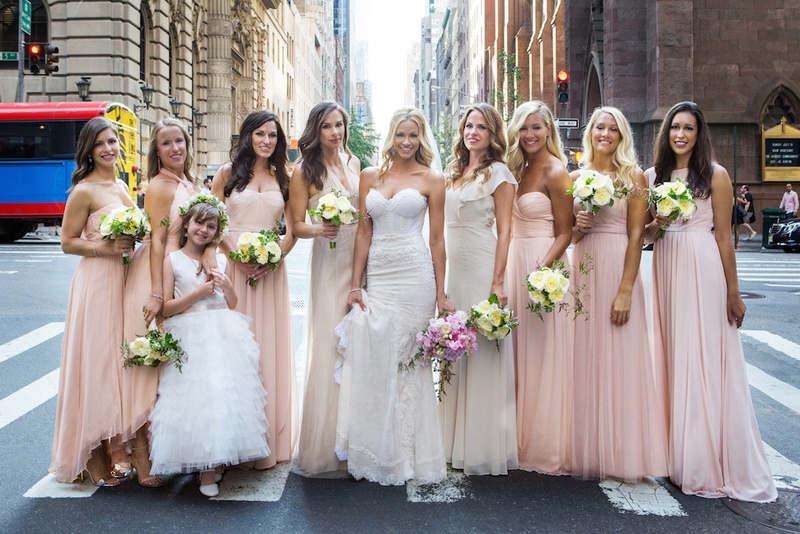 Elaine Alden and Her Bridal Party
Photography: Christian Oth Studio
Read More:
http://www.insideweddings.com/weddings/elaine-alden-and-landry-fields/589/ Model bride with bridesmaids and flower girl