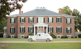 Classic Car by Plantation
Photography: Patricia Lyons Photography
Read More:
http://www.insideweddings.com/weddings/southern-outdoor-wedding-at-the-grooms-plantation-in-virginia/1003/ Wedding venue plantation in Virginia with classic long car for bride and groom wedding transportatio