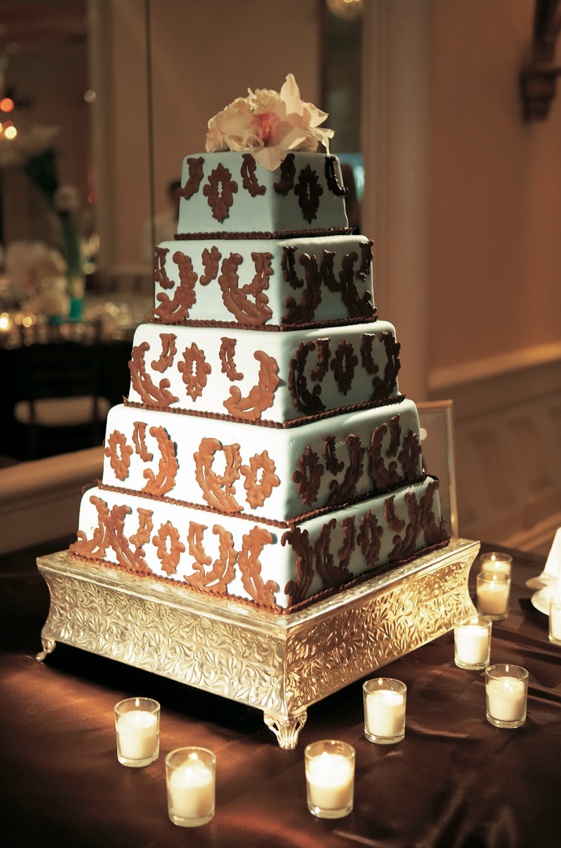 Vintage-Inspired Wedding Cake
Photography: Tony Florez Photography
Read More:
http://www.insideweddings.com/weddings/peacock-feather-themed-wedding-in-santa-barbara-california/166/ Five layer cake on gold platter with candles