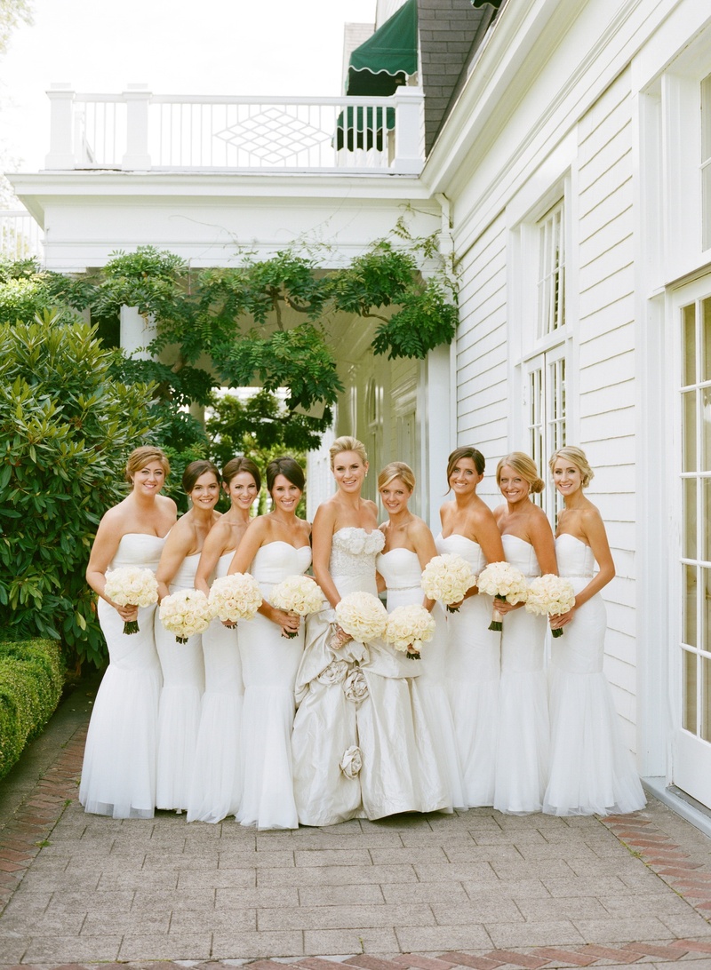White Bridesmaid Dresses
Photography: Aaron Delesie Photographer
Read More:
http://www.insideweddings.com/weddings/elegant-all-white-country-club-wedding-with-natural-greenery/530/ Bride with eight bridesmaids in white gowns and bouquets