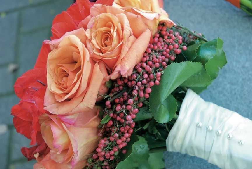 Article: Spectacular Fall Flower Arrangements
Photography: Artisan Events
Read More:
http://www.insideweddings.com/news/expert-advice/spectacular-fall-flower-arrangements/1492/