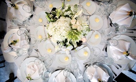 White Table With Greenery
Photography: Mark Cornelison
Read More:
http://www.insideweddings.com/weddings/teddi-mellencamp-and-matthew-robertson/190/ all white table decorated with bouquet of greenery