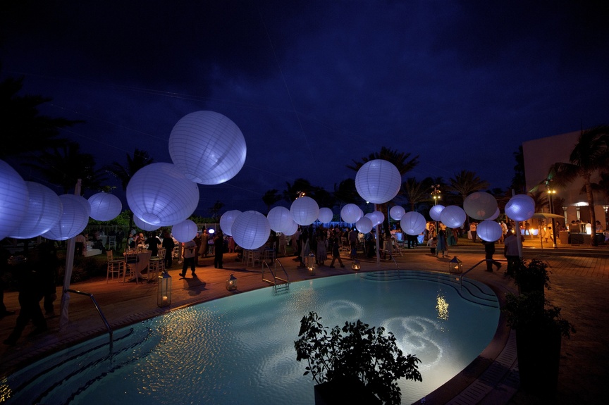 Article: How to Design a Wedding You'll Love
Photography: Maloman Studios
Read More:
http://www.insideweddings.com/news/planning-design/how-to-design-a-wedding-youll-love/1640/