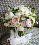 Pink %26 Ivory Bouquet with Greenery
Photography: Kent Drake Photography
Read More:
http://www.insideweddings.com/weddings/an-event-planners-wedding-at-a-museum-by-sue-the-tyrannosaurus-rex/955/ Bride's bouquet with pink ranunculus, tulips, peonies, garden roses and verdure, lily of the valley