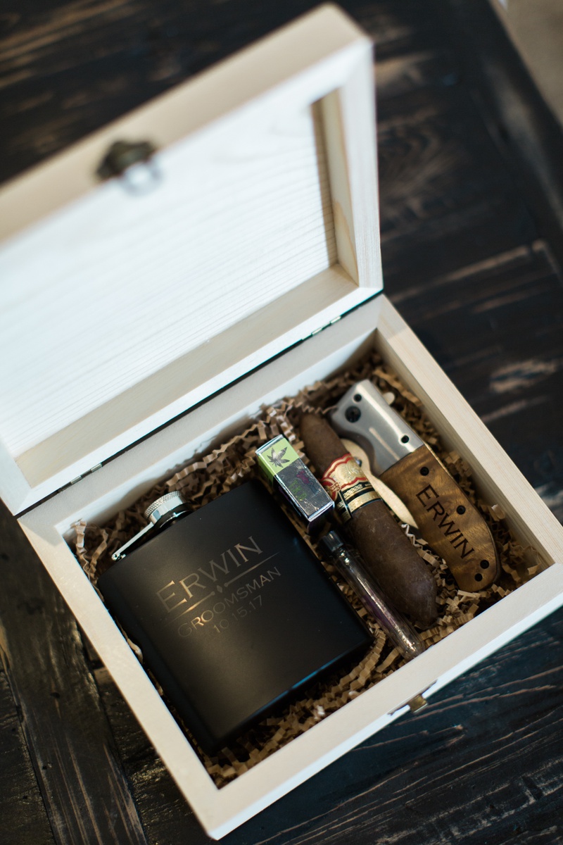 Groomsmen Gift Box
Photography: Hello Blue Photo
Read More:
http://www.insideweddings.com/weddings/boho-chic-wedding-with-traditional-jewish-ceremony-in-malibu/1156/ groomsmen gift ideas, wooden box with flask, cigar, and cigar cutter