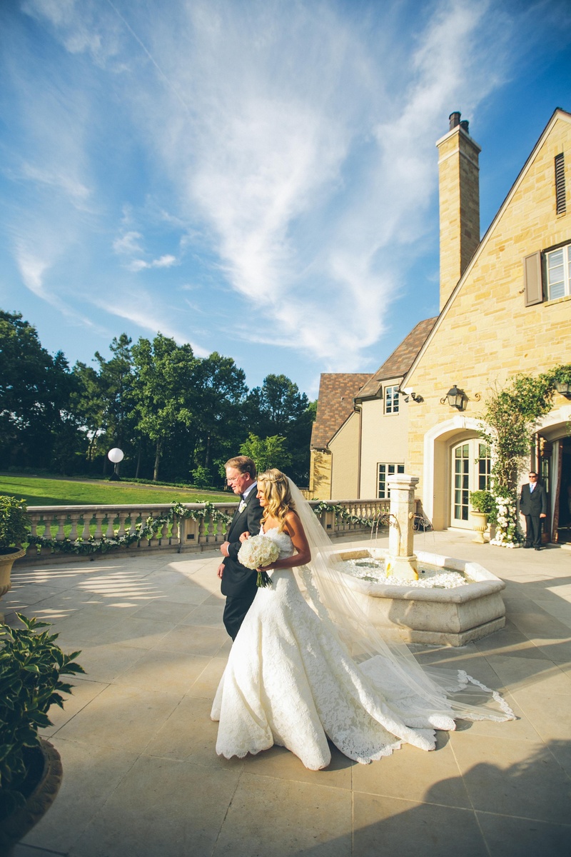 Father-Daughter Processional
Photography: David %26 Tammy Molnar
Read More:
http://www.insideweddings.com/weddings/an-exquisite-backyard-wedding-in-tennessee/532/ Bride walking with dad to outdoor ceremony