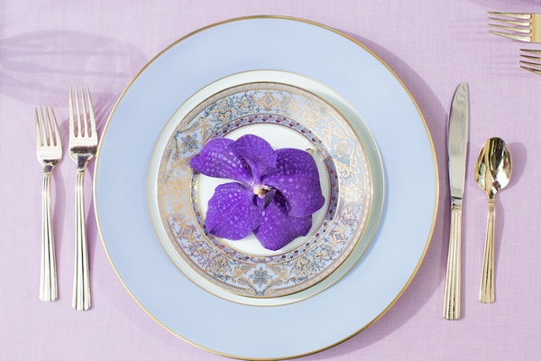 Elegant Jewel-Toned Inspirational Wedding Shoot in Dallas, Texas ... Elegant Jewel-Toned Inspirational Wedding Shoot in Dallas, Texas ...