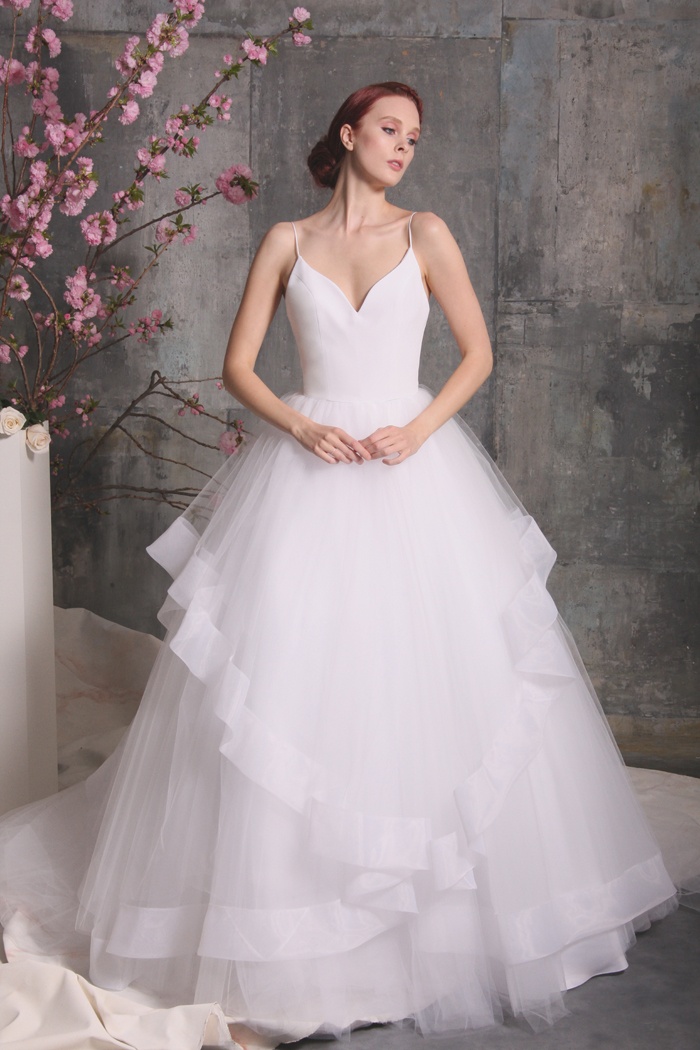 Asymmetrical Wedding Dresses 2018