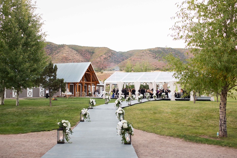 Open-Sided Tent Wedding at Ranch
Photography: Perez Photography
Read More:
http://www.insideweddings.com/weddings/incredible-tented-ceremony-barn-reception-at-ranch-in-aspen/860/ Aspen Colorado wedding ceremony Chaparral Ranch tent wedding lanterns white flowers
