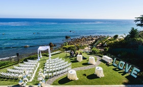 Oceanside Ceremony and Reception in Malibu
Photography: Viera Photographics
Read More:
http://www.insideweddings.com/weddings/modern-style-seaside-wedding-with-geometric-detailing-in-malibu-ca/813/ neutral tone ceremony seating on grassy yard facing the ocean view