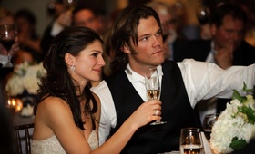 Celebrity Champagne Toast
Photography: Kirsten Shultz
Read More:
http://www.insideweddings.com/weddings/genevieve-cortese-and-jared-padalecki/338/ Jared Padalecki and Genevieve Cortese at reception