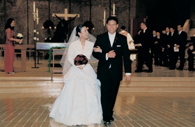 Lea Salonga and Robert Chien at Wedding
Photography: Andy Tecson Photography, Raymund Isaac, and Fidel Lirio Photography
Read More:
http://www.insideweddings.com/weddings/lea-salonga-and-robert-chien/62/ lea salonga wears monique lhuillier dress and walks with groom robert chien