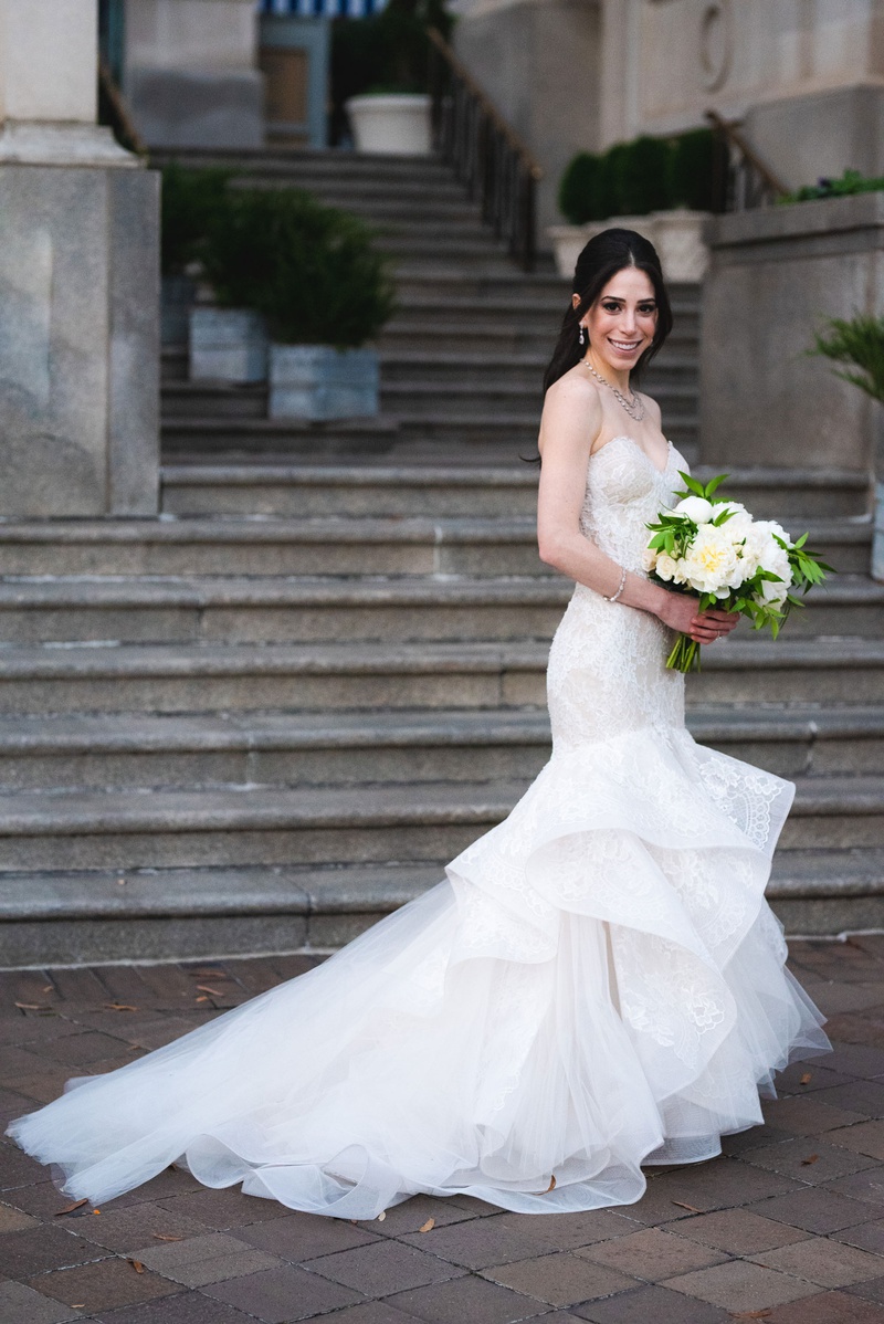 Bride in Strapless Trumpet Bridal Gown
Photography: Mantas Kubilinskas Photography
Read More:
http://www.insideweddings.com/weddings/sophisticated-ceremony-ballroom-reception-in-washington-dc/1296/ bride in low ponytail and strapless trumpet gown by monique lhuillier from carine's bridal atelier