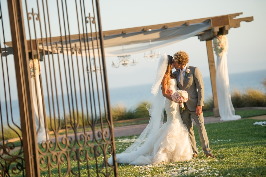 Article: Personalizing the Essence of Your Ceremony
Photography: Studio EMP
Read More:
http://www.insideweddings.com/news/planning-design/personalizing-the-essence-of-your-ceremony/1565/